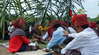 Ritual dan Tradisi Adat: Menjaga Warisan Leluhur