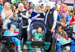 Dorong Penurunan Kemiskinan Ekstrem, Pemprov Jatim Salurkan Bantuan Rp 5,3 Miliar di Mojokerto