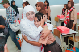 Ketika Negara Hadir di Setiap Kelas, Khofifah: Sekolah Rakyat Mengubah Nasib Lewat Akses dan Cinta Belajar