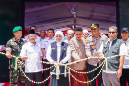 Khofifah Resmikan Permata Jatim di Bendomungal Pasuruan, Ajak Warga Jaga Lingkungan Berkelanjutan