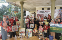 Ini Kuncinya Jika Ingin Piawai Melukis Bunga dengan Teknik Palet Ala Bangun Asmoro