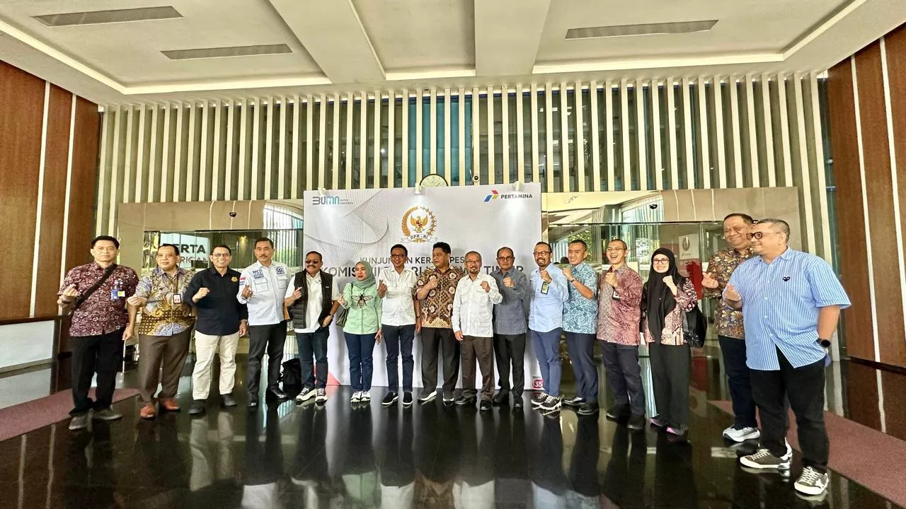 DPR RI dan ESDM Jatim Kunjungan Pertamina Jatimbalinus, Pastikan BBM Dalam Stok Aman