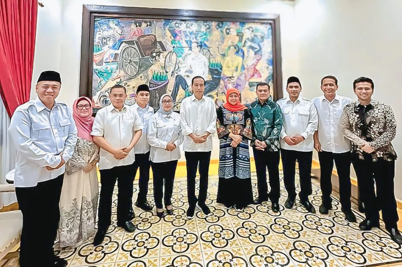 Khofifah-Emil Kunjungi Rumah Jokowi, Ini yang Mereka Bahas...