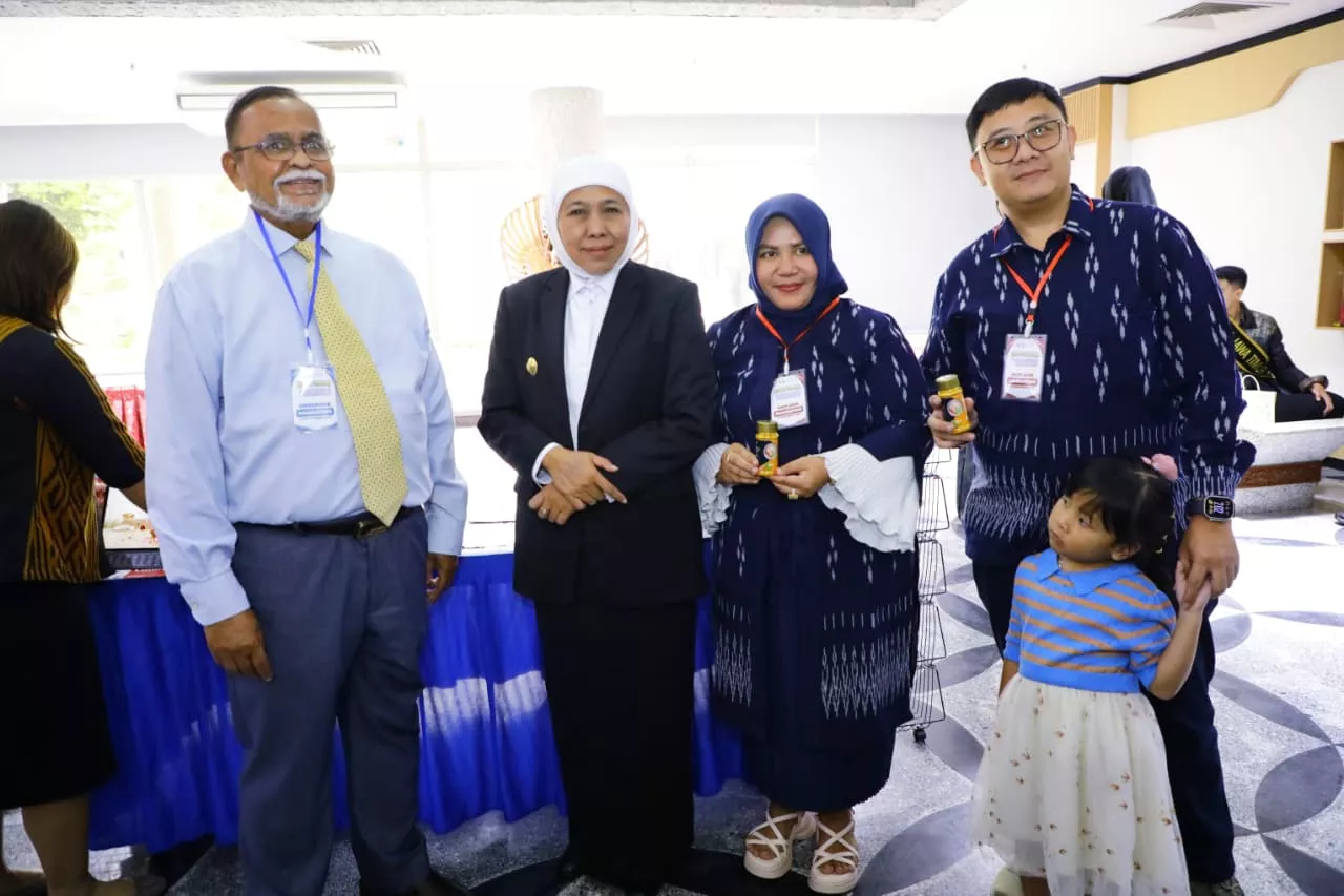 Gubernur Jatim Khofifah Indar Parawansa saat berada di Singapura memimpin misi dagang dan investasi