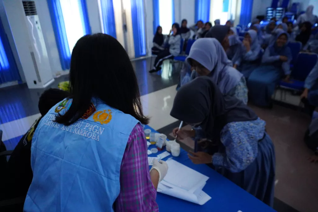 BNN Lakukan Tes Urine di SMAN 1 Bontang