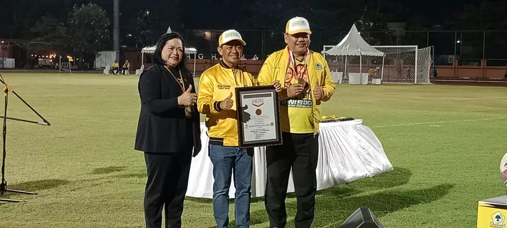 Bahlil Dorong Sportivitas, Mini Soccer Pecahkan Rekor MURI