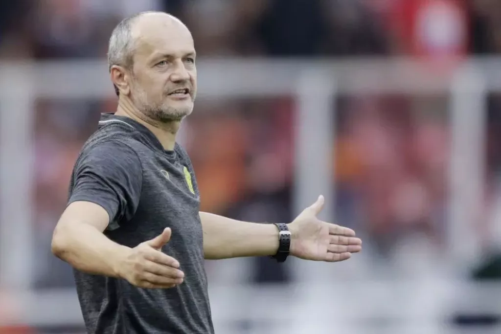 Berburu Hasil Positif, PSIM Yogyakarta Resmikan Risto Vidakovic Jadi Pelatih