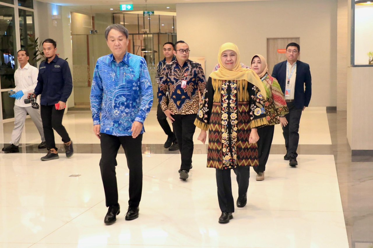Gubernur Jatim Khofifah Indar Parawansa.