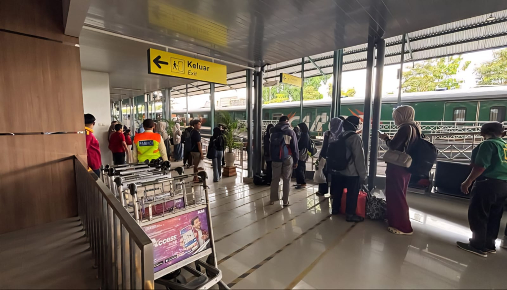 Suasana di salah satu stasiun di bawah naungan KAI Daop 8 Surabaya.