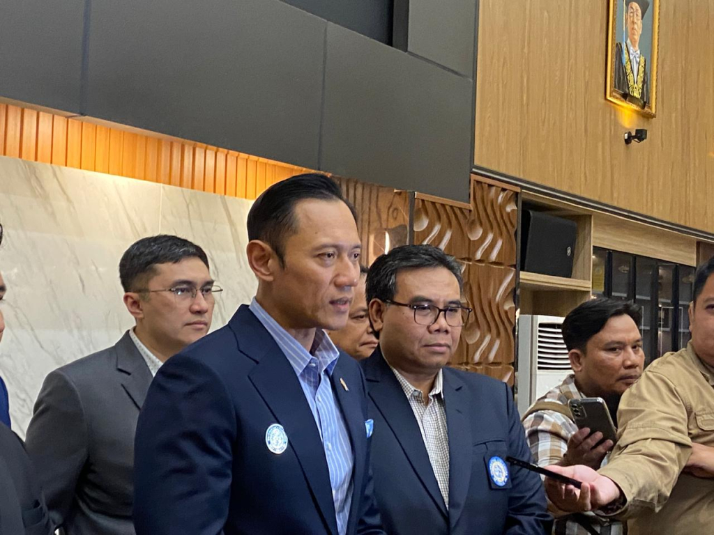 AHY saat ditemui awak media.