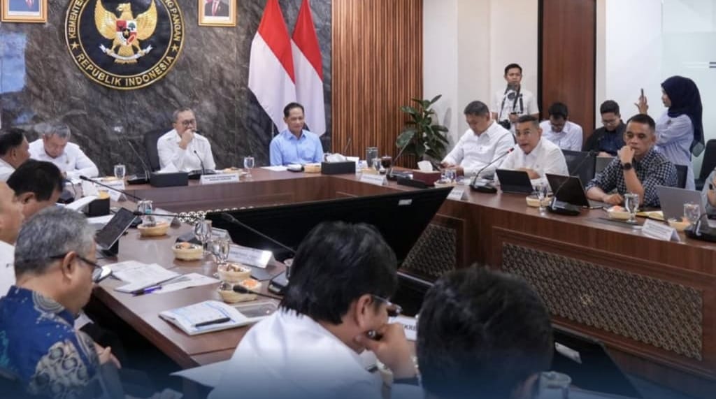 Rakortas) di Kantor Kementerian Koordinator Bidang Pangan, Jakarta, Rabu, 10 Juni 2026.