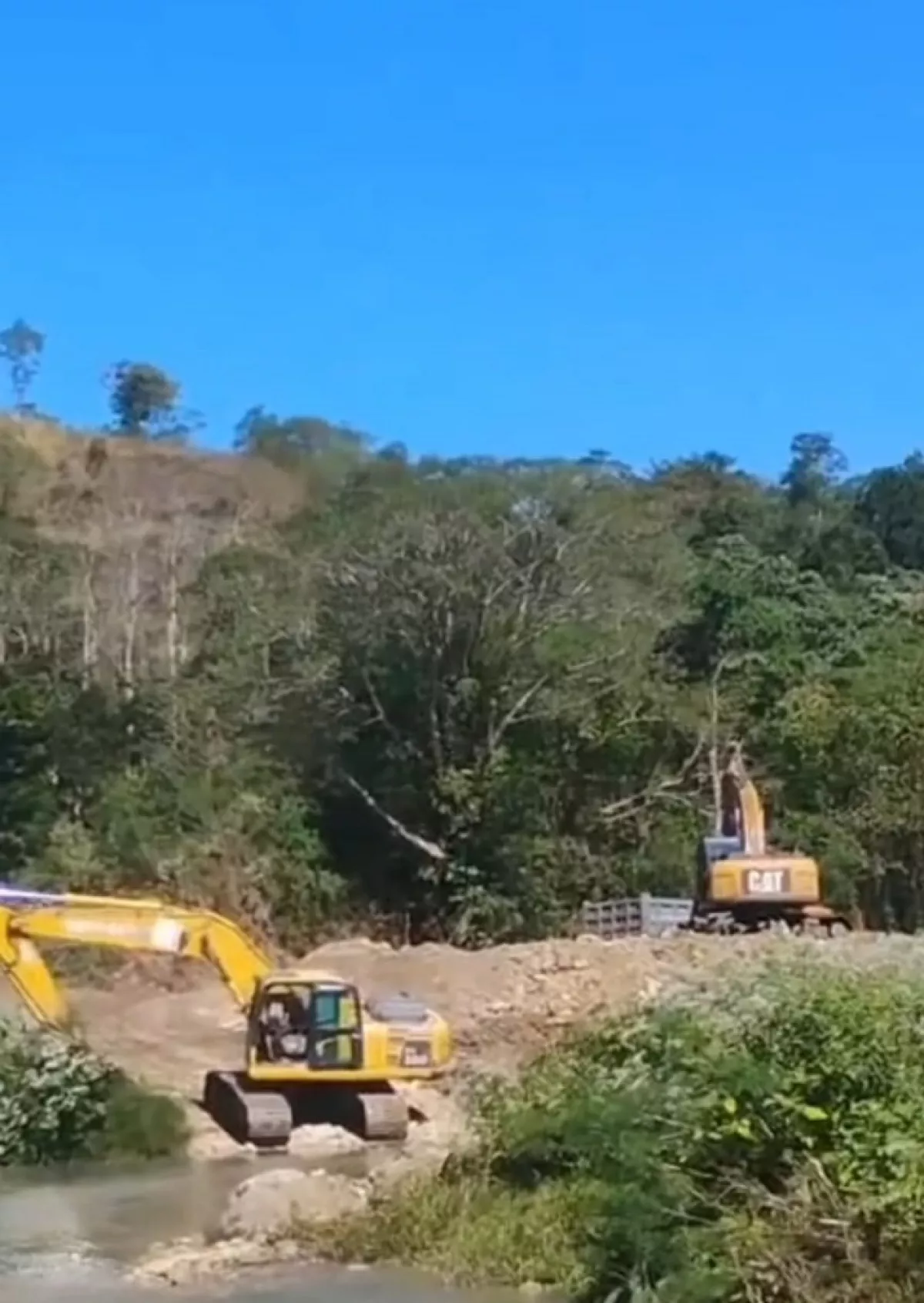 Pengerukan Sungai Pamalar di Sumba Tengah Diduga Berkedok Normalisasi