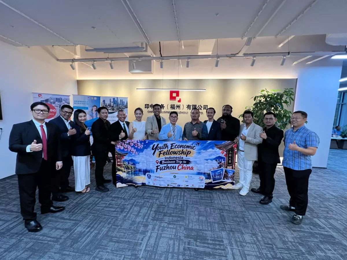 Dari Siang sampai Menjelang Malam di Fuzhou: Ngeteh Santai, Mini Conference, Lanjut ke CBC