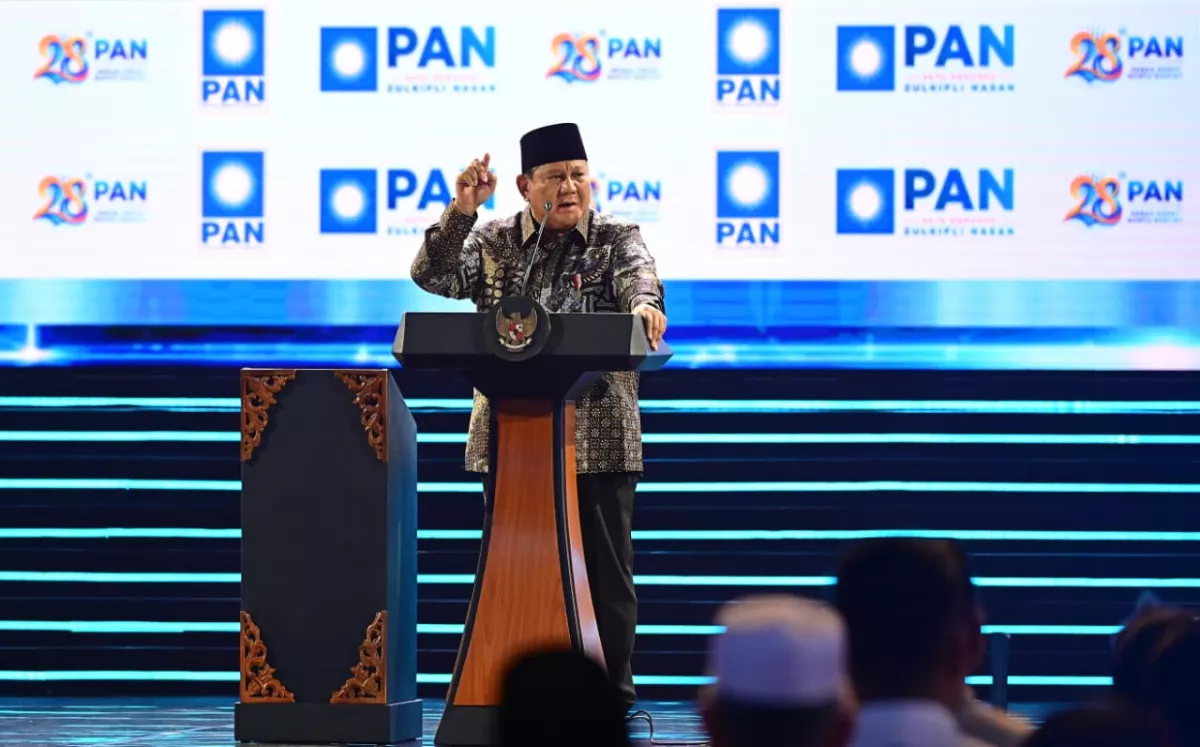 "Saking Pintarnya Jadi Goblok": Kenapa Kita Perlu Dengar Pidato Ini Secara Utuh