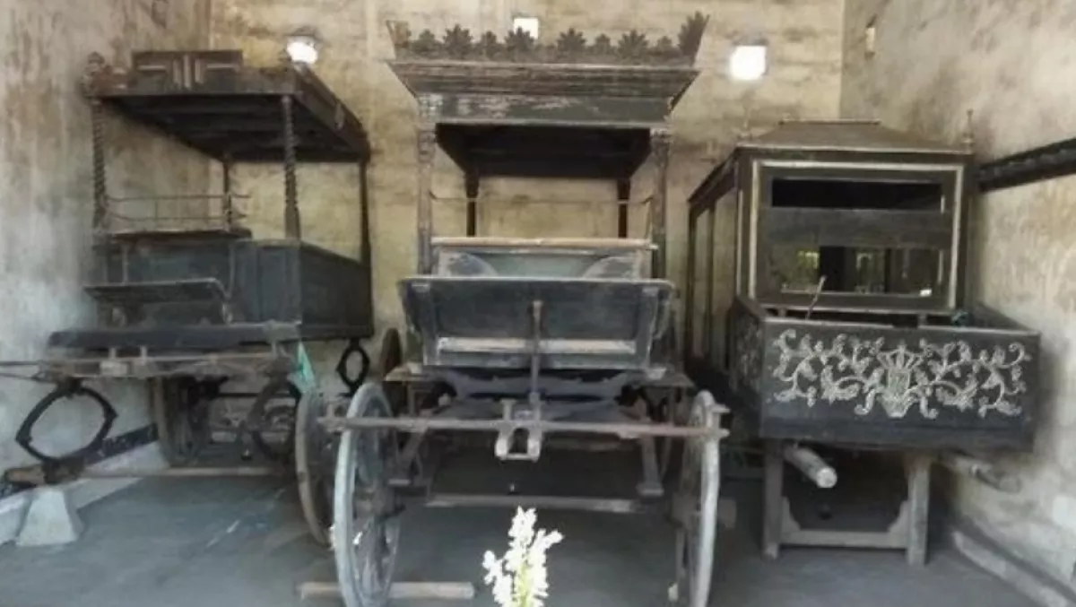 Kereta Jenazah De Drie Lijkkoetsen